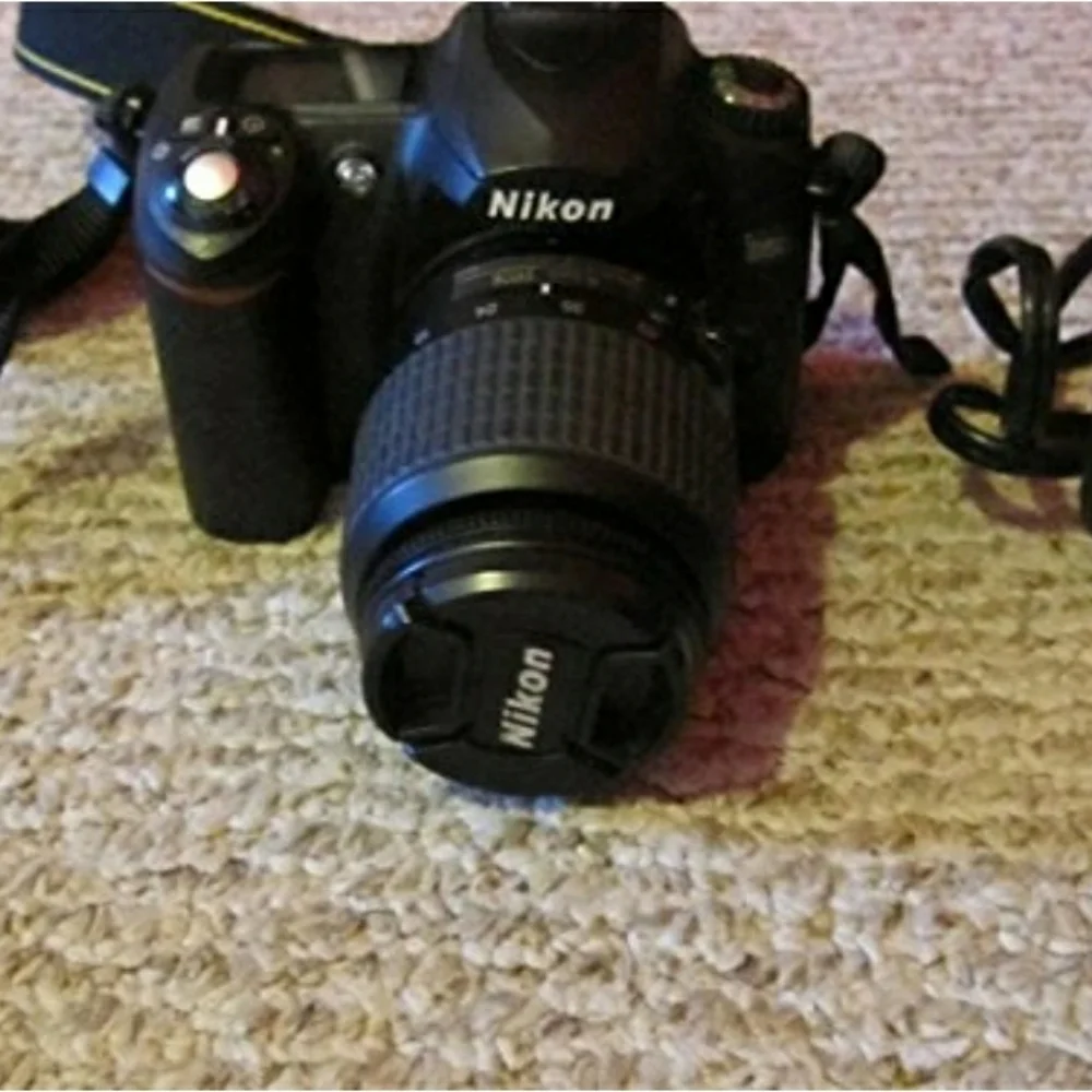 Nikon D50 6.1MP Digital SLR Camera